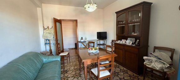 3 Schlafzimmer Wohnung in Santa Maria Capua Vetere, Italy, Nr. 349334 12