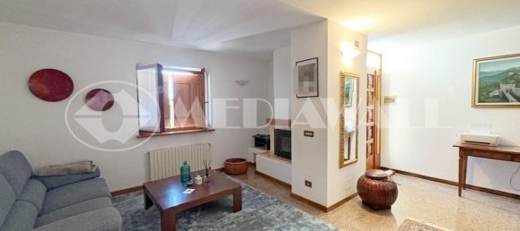 3 bedrooms House in Pordenone, Italy No. 281304 5