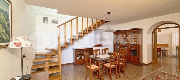 3 bedrooms House in Pordenone, Italy No. 281304 3