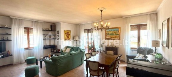 3 bedrooms Apartment in Massa, Italy No. 277200 5