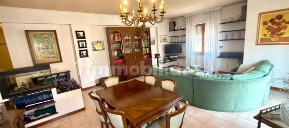 3 bedrooms Apartment in Massa, Italy No. 277200 4