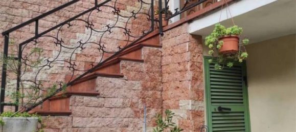 4 bedrooms Apartment in Arcola, Italy No. 180487 2