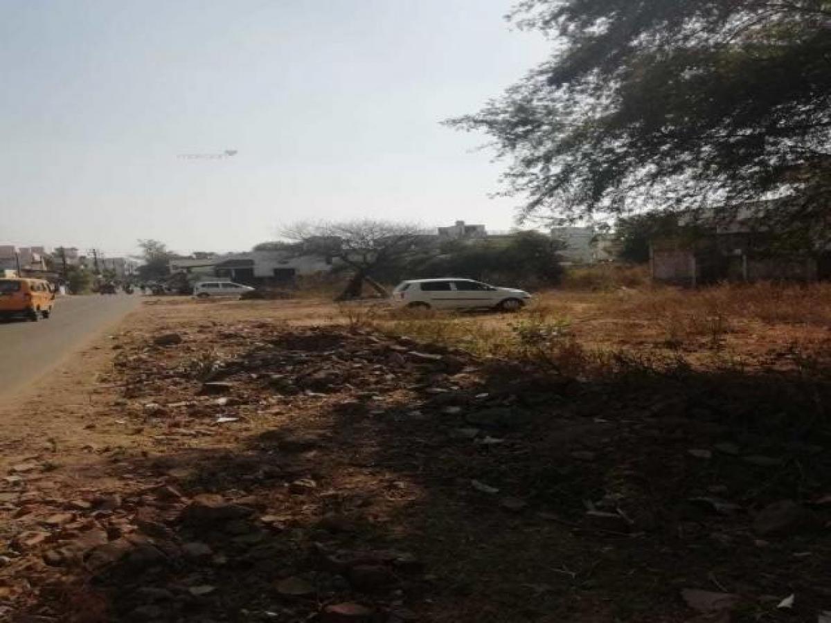  قطعة أرض في Nagpur, India رقم 34633