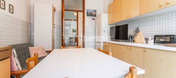 2 bedrooms Villa in Marnate, Italy No. 263559 7