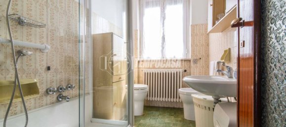 2 bedrooms Villa in Marnate, Italy No. 263559 15