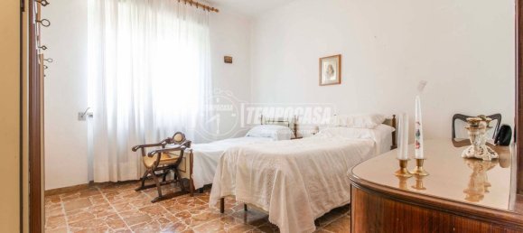 2 bedrooms Villa in Marnate, Italy No. 263559 11