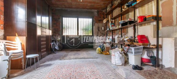 2 bedrooms Villa in Marnate, Italy No. 263559 18