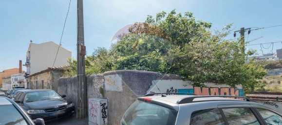 9 bedrooms Building in Lisbon, Portugal No. 70368 3