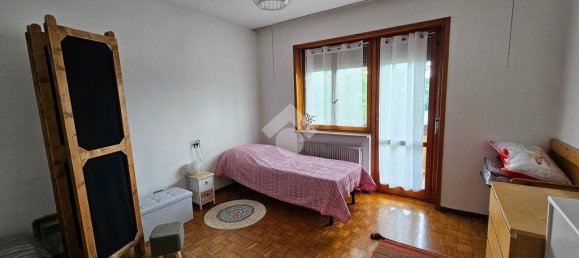 Apartamento de 2 dormitorios en Feltre, Italy No. 361644 11