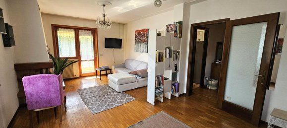 Apartamento de 2 dormitorios en Feltre, Italy No. 361644 2