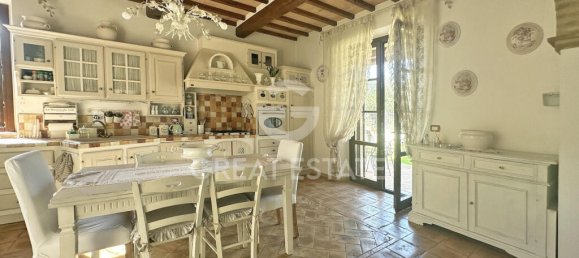 Terreno T3 em Magione, Italy N.º 326942 20