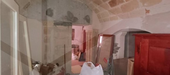 Дом с 2 комнатами в Полиньяно а Маре, Италия № 24000 6