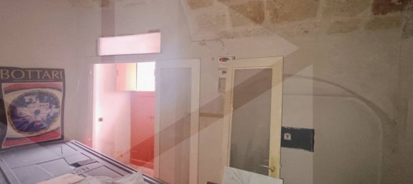 Дом с 2 комнатами в Полиньяно а Маре, Италия № 24000 7