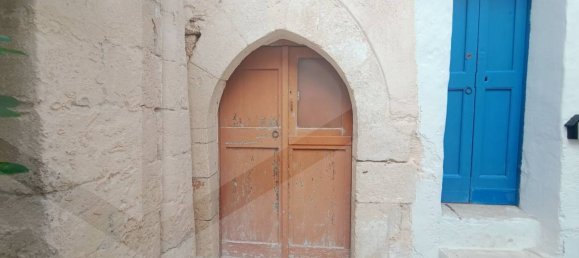 Дом с 2 комнатами в Полиньяно а Маре, Италия № 24000 5