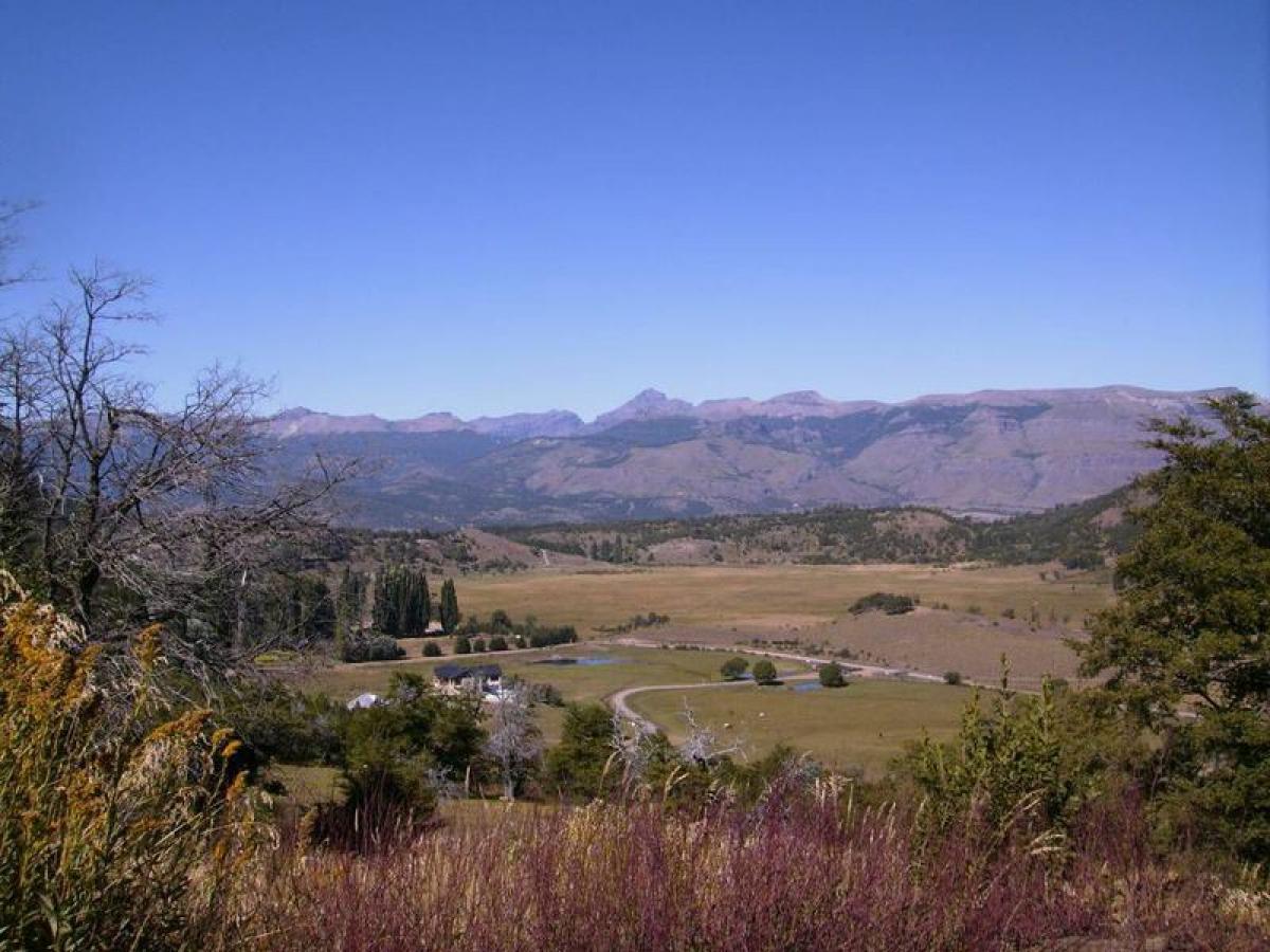  قطعة أرض في Neuquen, Argentina رقم 45895