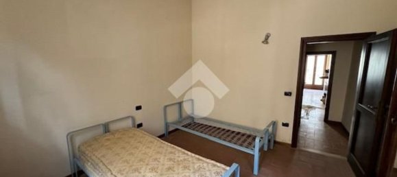 4 rooms Apartment in Spello, Italy No. 300893 14