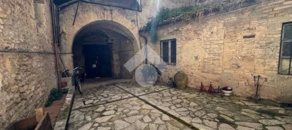 4 rooms Apartment in Spello, Italy No. 300893 29