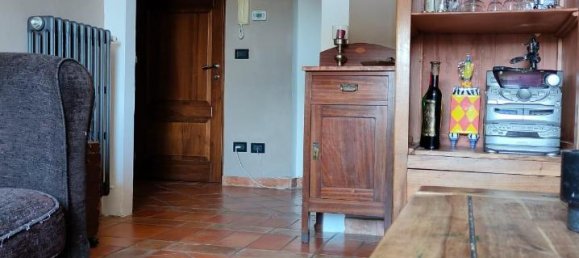 5 rooms Apartment in Villafranca in Lunigiana, Italy No. 139322 9