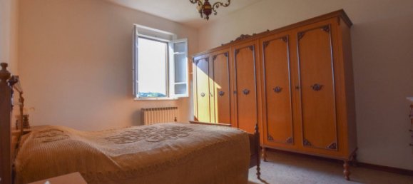 3 bedrooms House in Force, Italy No. 122312 6