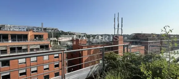 3215m² Office in Lyon, France No. 300012 5
