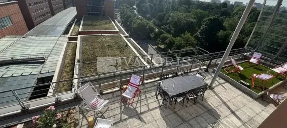 3215m² Office in Lyon, France No. 300012 6