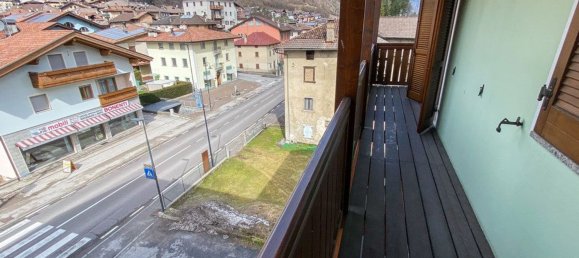 Квартира с 3 комнатами в Селла Джудикарие, Италия № 177486 3