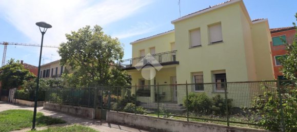 3 bedrooms House in Venice, Italy No. 287937 40