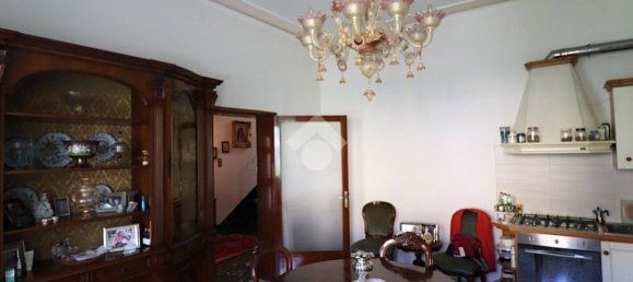 3 bedrooms House in Venice, Italy No. 287937 6