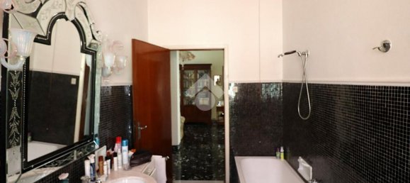 3 bedrooms House in Venice, Italy No. 287937 26