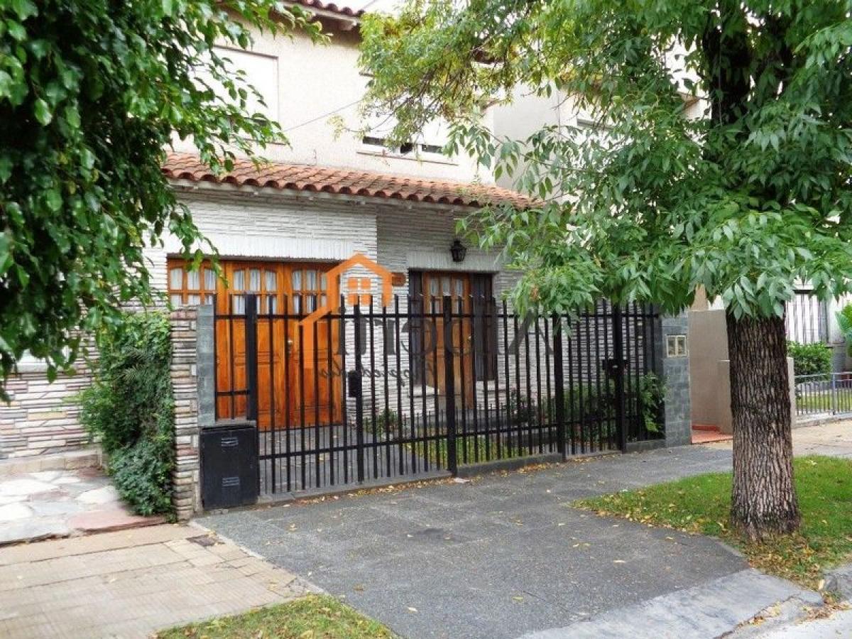 2 غرف نوم منزل في Moron, Argentina رقم 54415