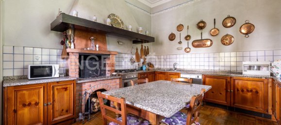 16 rooms Villa in Varese, Italy No. 103895 10