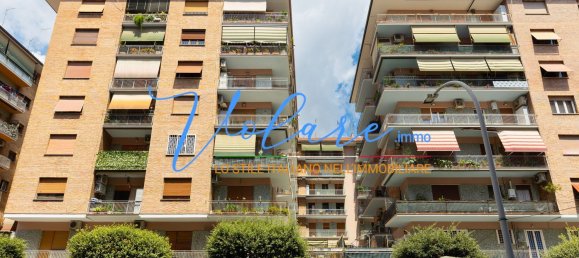 3 bedrooms Apartment in Rome, Italy No. 325099 39