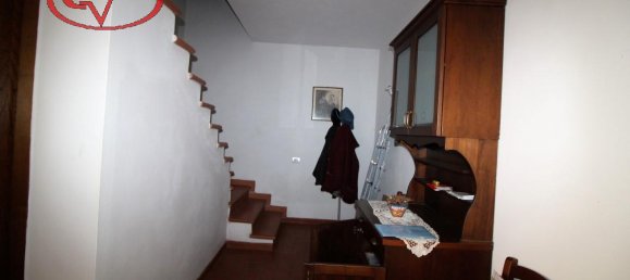 8 rooms Villa in Terranuova Bracciolini, Italy No. 231709 3