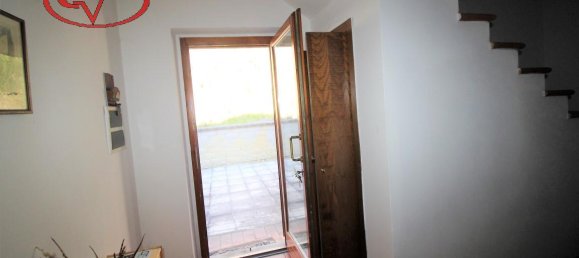 8 rooms Villa in Terranuova Bracciolini, Italy No. 231709 2