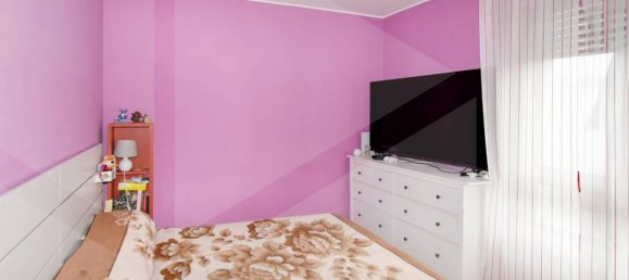 3 rooms Apartment in Legnano, Italy No. 18487 5