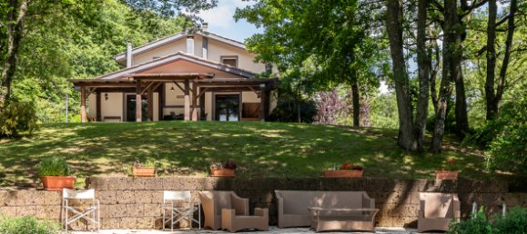 7 bedrooms Villa in Bassano Romano, Italy No. 133031 3