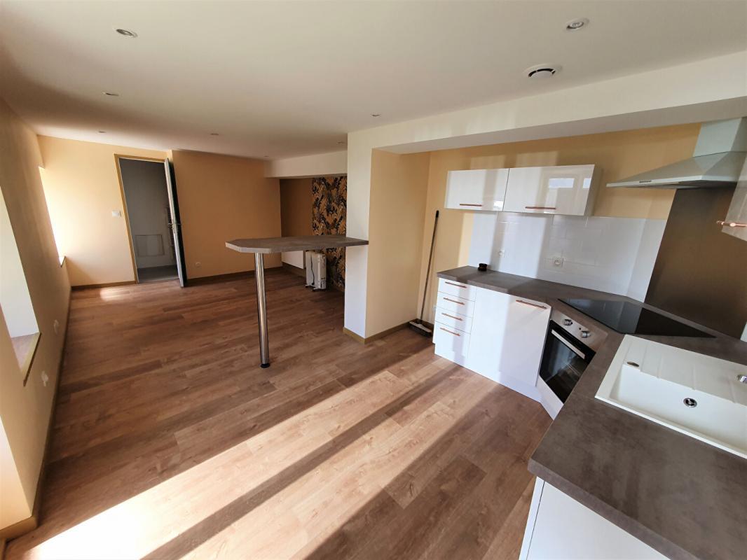 9غرفة بناية في Bourges, France رقم 210171