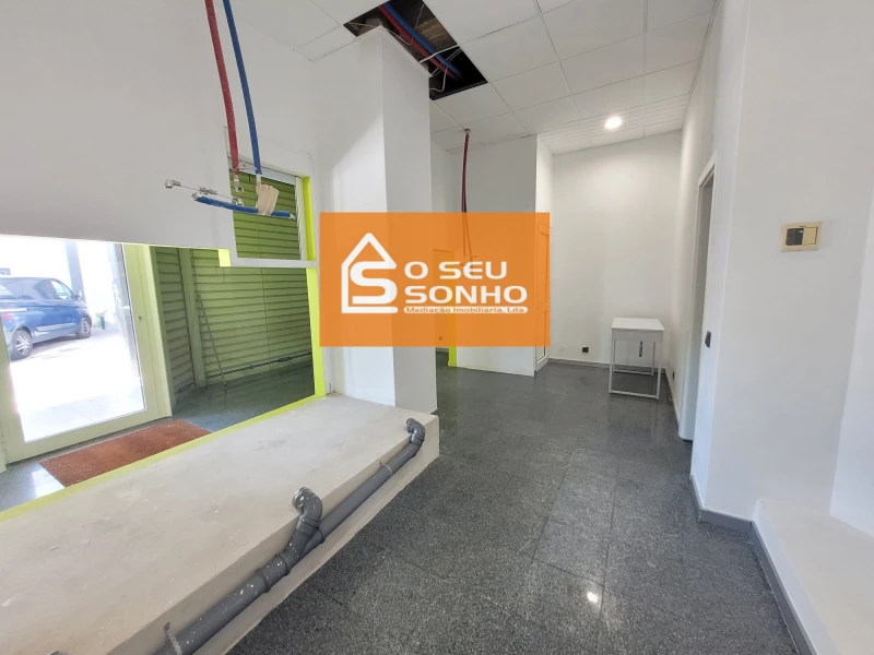 35m² Commercial property in Faro, Portugal No. 303354