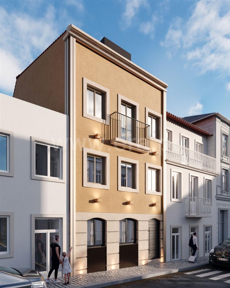 Здание 271м² в Лиссабон, Португалия № 100429