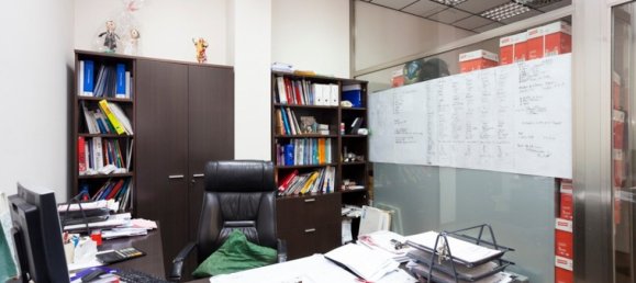 842m² Commercial property in Zaragoza, Spain No. 63754 18