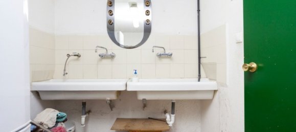 842m² Commercial property in Zaragoza, Spain No. 63754 27