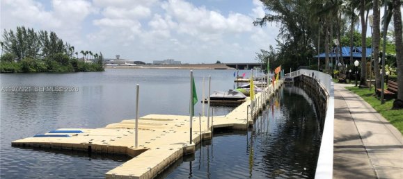 2 dormitorios propiedad comercial en venta en Miami, Miami-Dade, Florida, USA № 615185 11