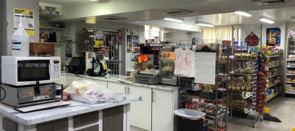 2 dormitorios propiedad comercial en venta en Miami, Miami-Dade, Florida, USA № 615185 7