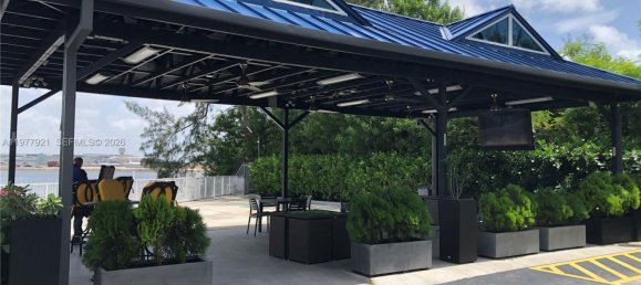 2 dormitorios propiedad comercial en venta en Miami, Miami-Dade, Florida, USA № 615185 13