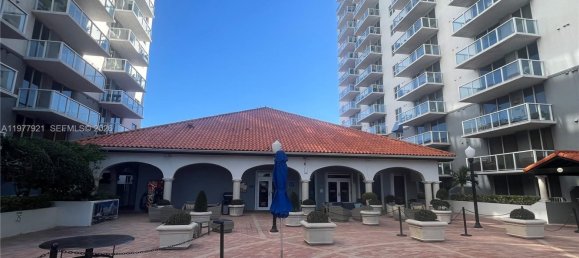 2 dormitorios propiedad comercial en venta en Miami, Miami-Dade, Florida, USA № 615185 6
