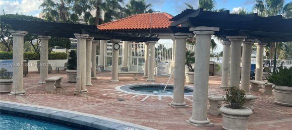 2 dormitorios propiedad comercial en venta en Miami, Miami-Dade, Florida, USA № 615185 2