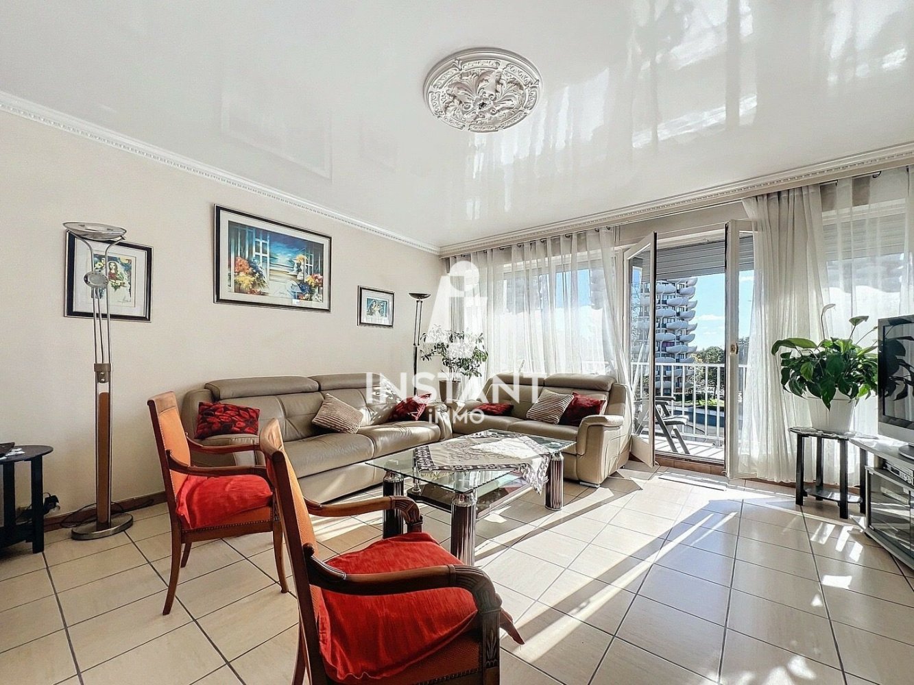 4 bedrooms Apartment in Creteil, France No. 142749