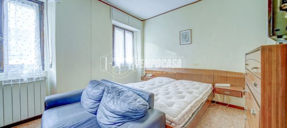 Casa de 2 divisões em Cairate, Italy N.º 86521 9