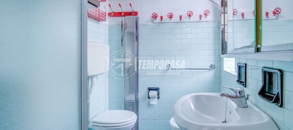 Casa de 2 divisões em Cairate, Italy N.º 86521 11