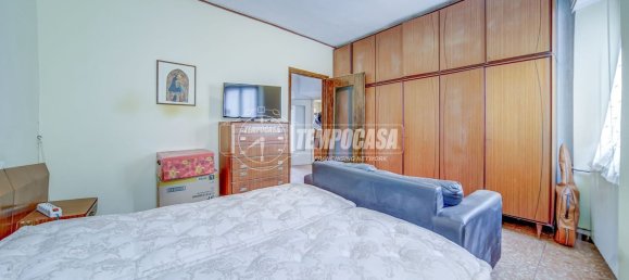 Casa de 2 divisões em Cairate, Italy N.º 86521 10